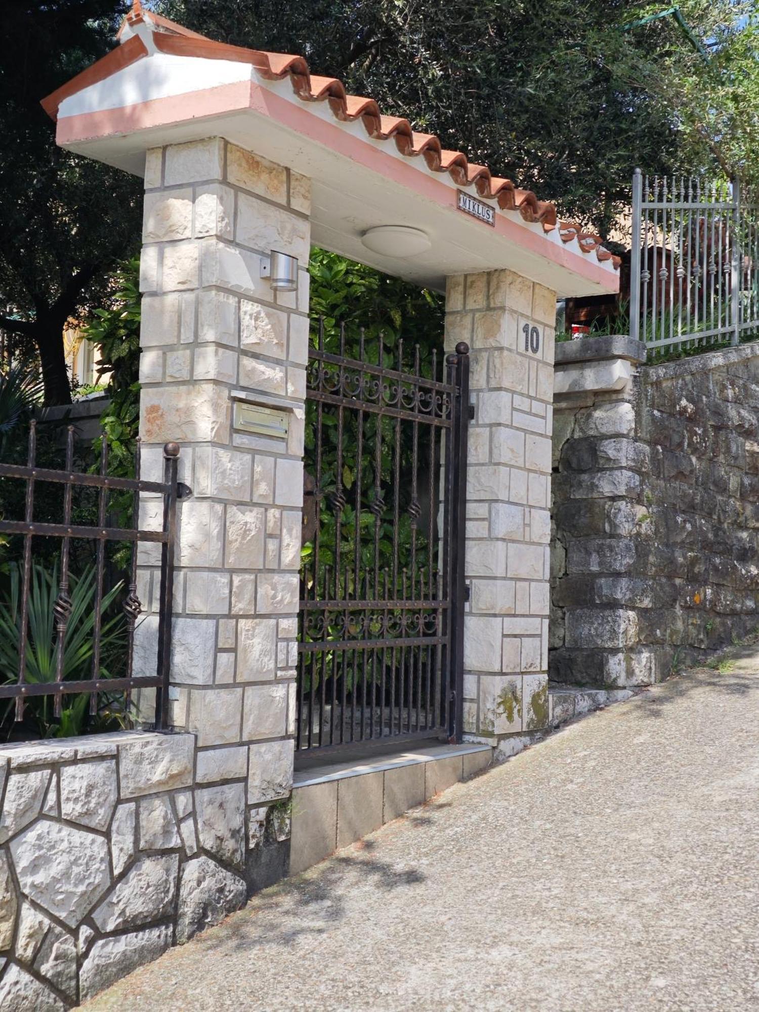 Apartments Miklus Πορτορόζ Εξωτερικό φωτογραφία